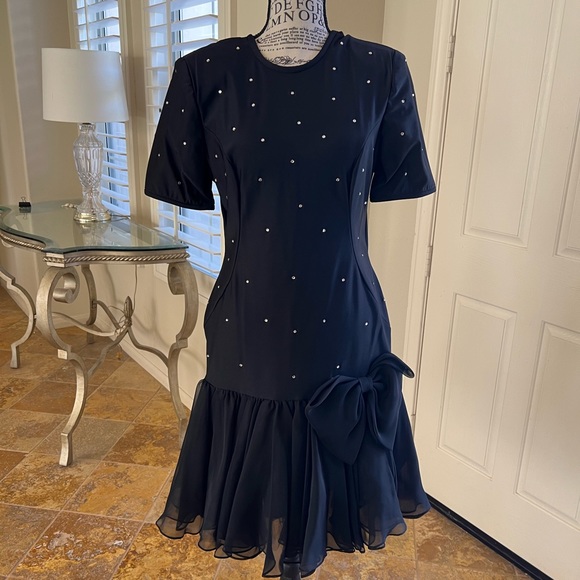 Woman’s Black Party Dress Saks Fifth Avenue After Five Collection - Picture 1 of 3